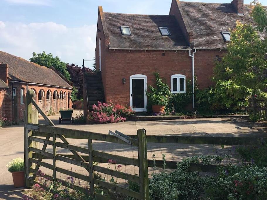 Cottage Barn Conversion On Working Farm Worcester Dış mekan fotoğraf